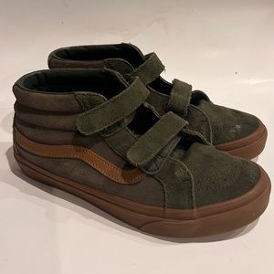 Big kid Vans suede high top shoe sz 6.5